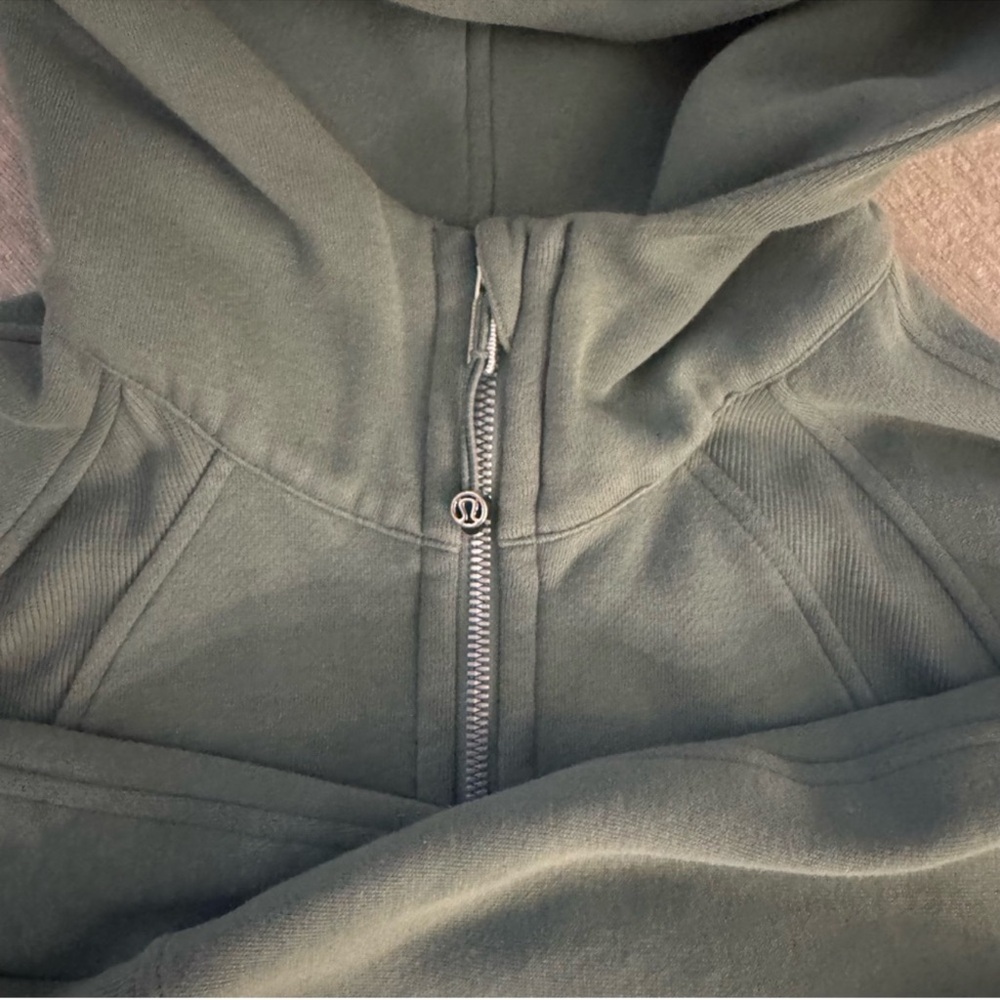 Lululemon Eucalyptus Green Oversized Full-Zip Cropped Scuba Hoodie| XS/S - Picture 5 of 8